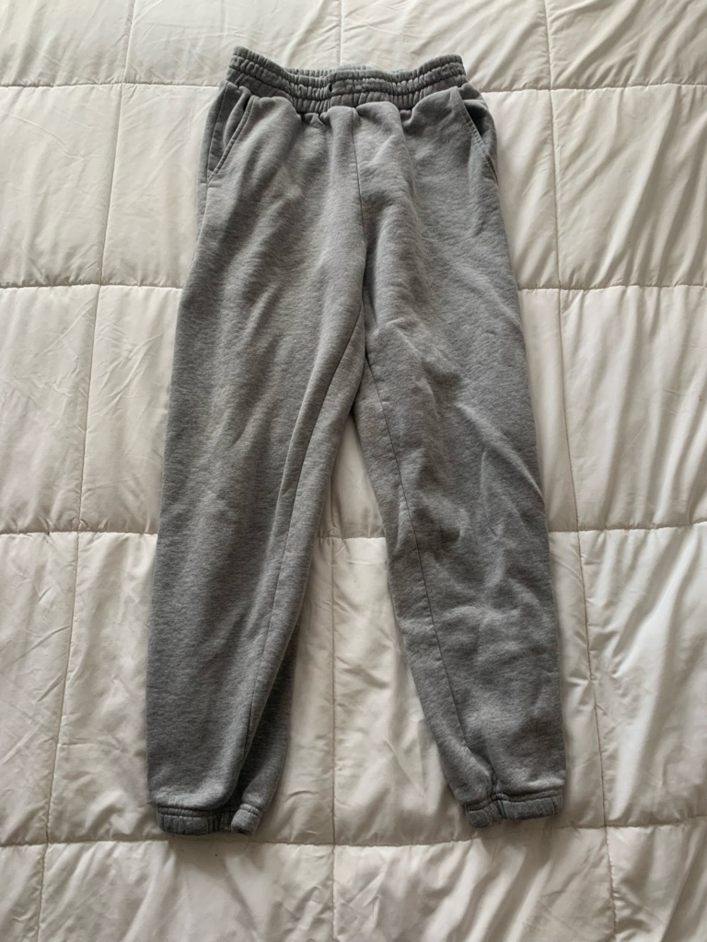 Forever 21 Gray Elastic Waist Jogger Pants